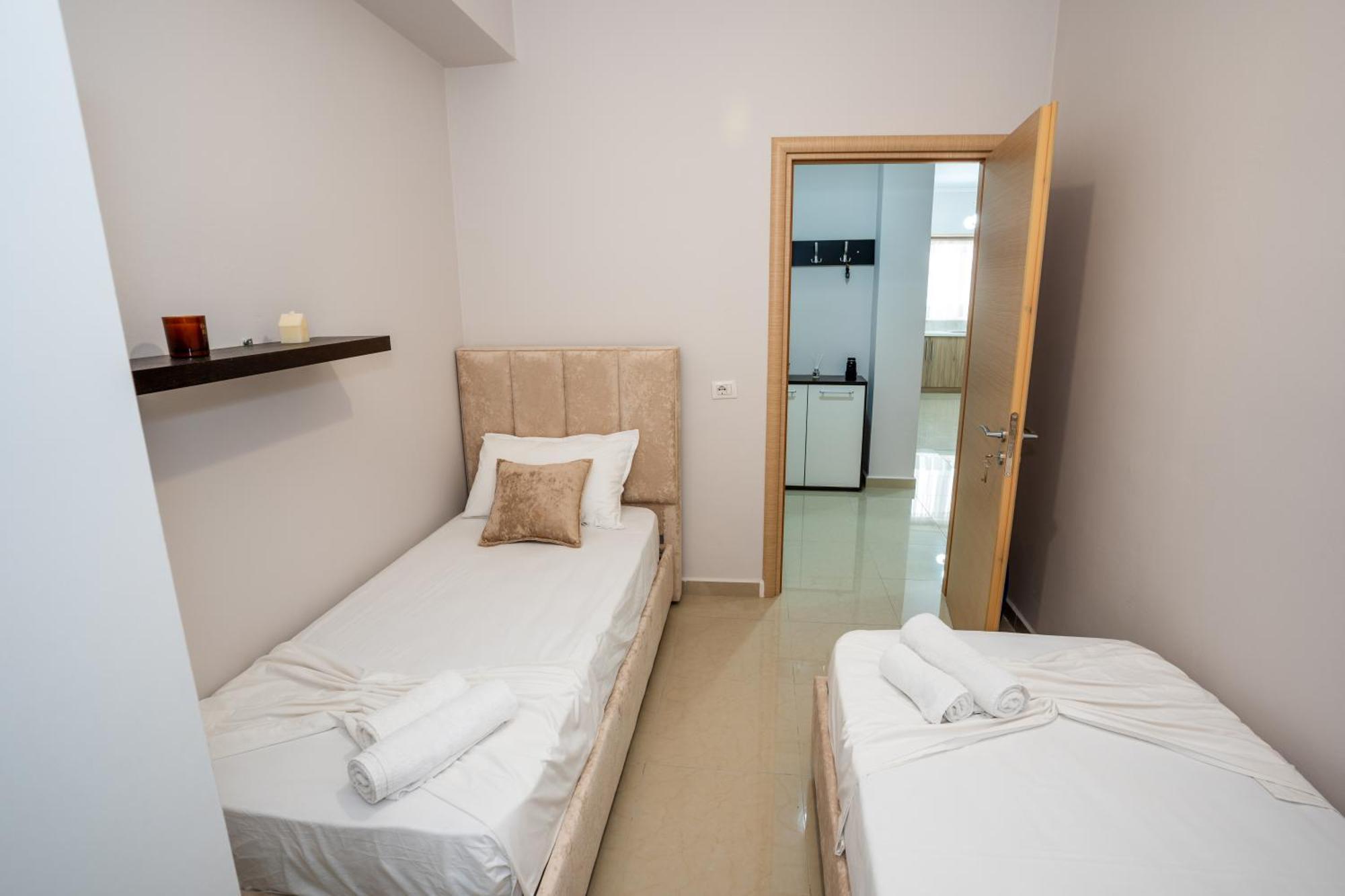 A&V Apartments Sarandë 외부 사진